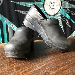 Dansko ‘Professional’ Clogs